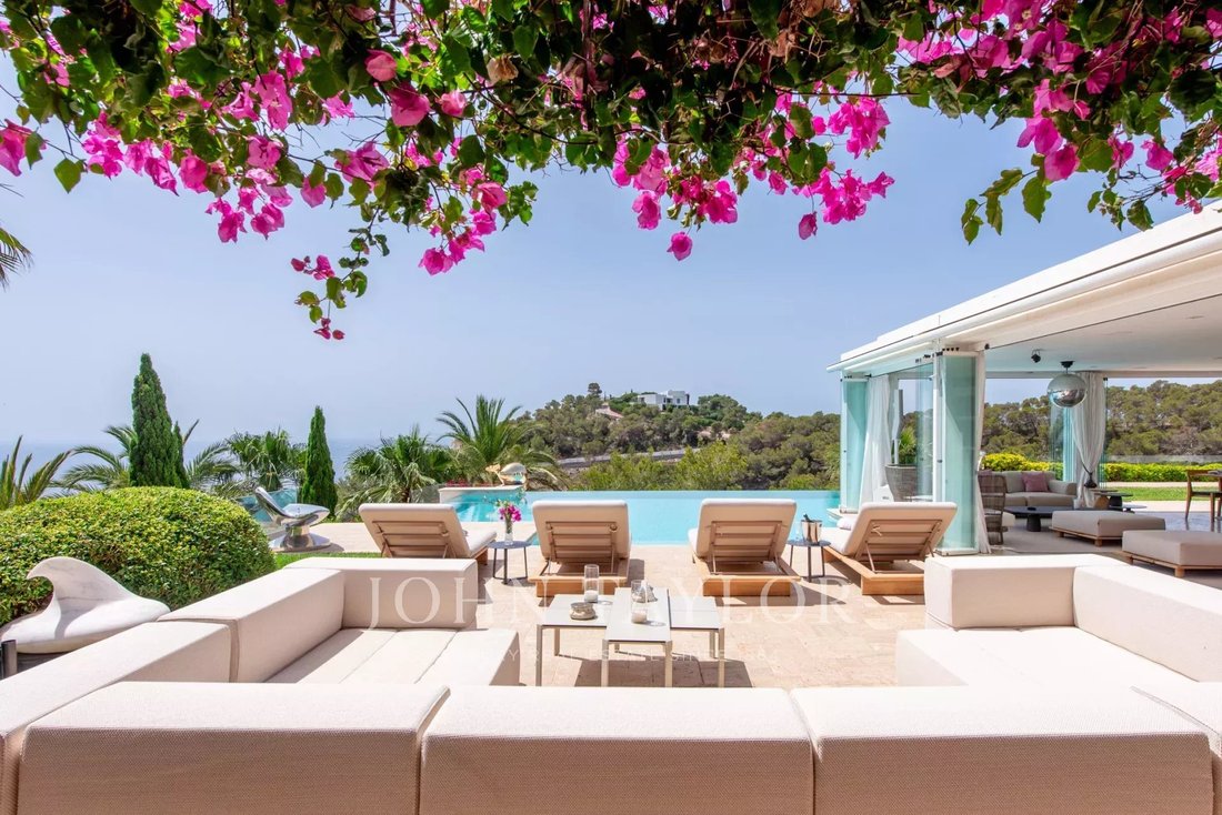 Villa in Roca Llisa, Santa Eularia des Riu, Balearic Islands 3 - 15313776