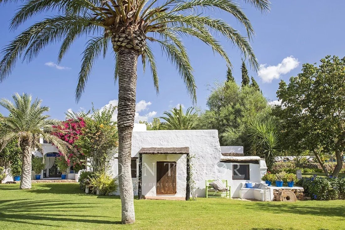 House in Sant Rafel de sa Creu, Sant Antoni de Portmany, Balearic Islands 3 - 14097060