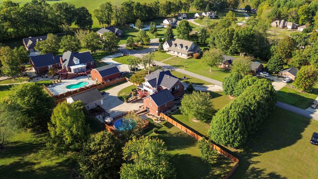 House in Corbin, Kentucky, United States 3 - 15545934