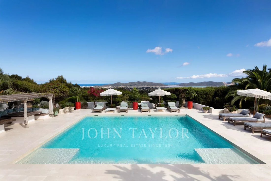 Villa in Sant Jordi de ses Salines, Sant Josep de sa Talaia, Balearic Islands 1 - 14884940