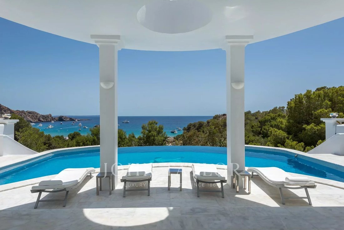 Villa in Cala Jondal, Sant Josep de sa Talaia, Spain 5 - 13686128