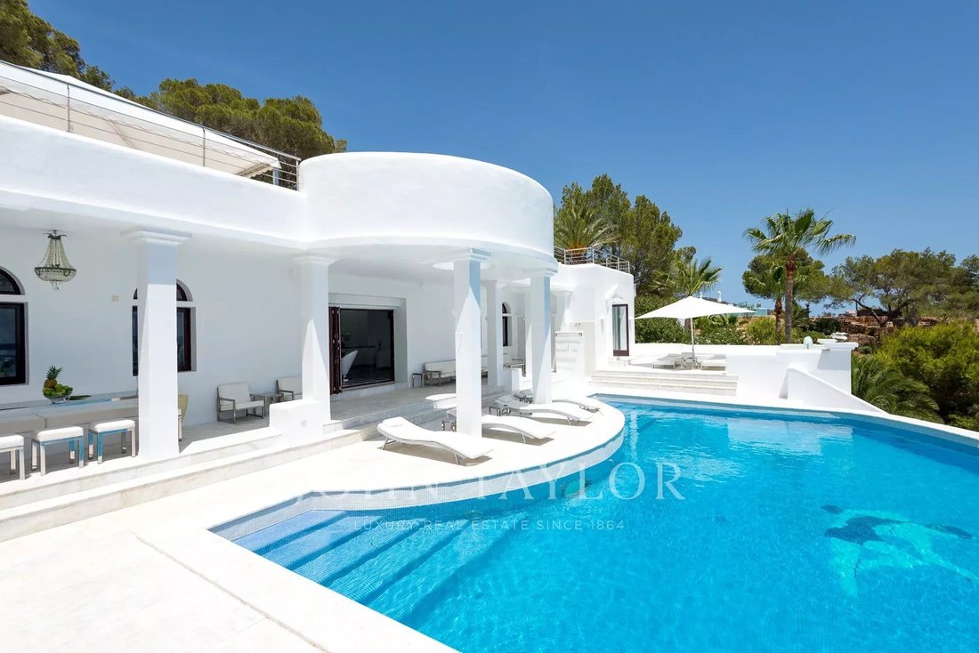 Villa in Cala Jondal, Sant Josep de sa Talaia, Spain 2 - 13686128