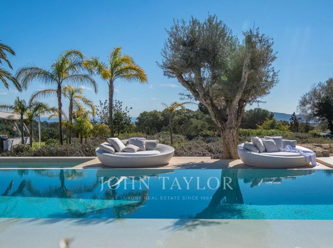 Villa in Sant Josep de sa Talaia, Balearic Islands, Spain 2 - 13685963