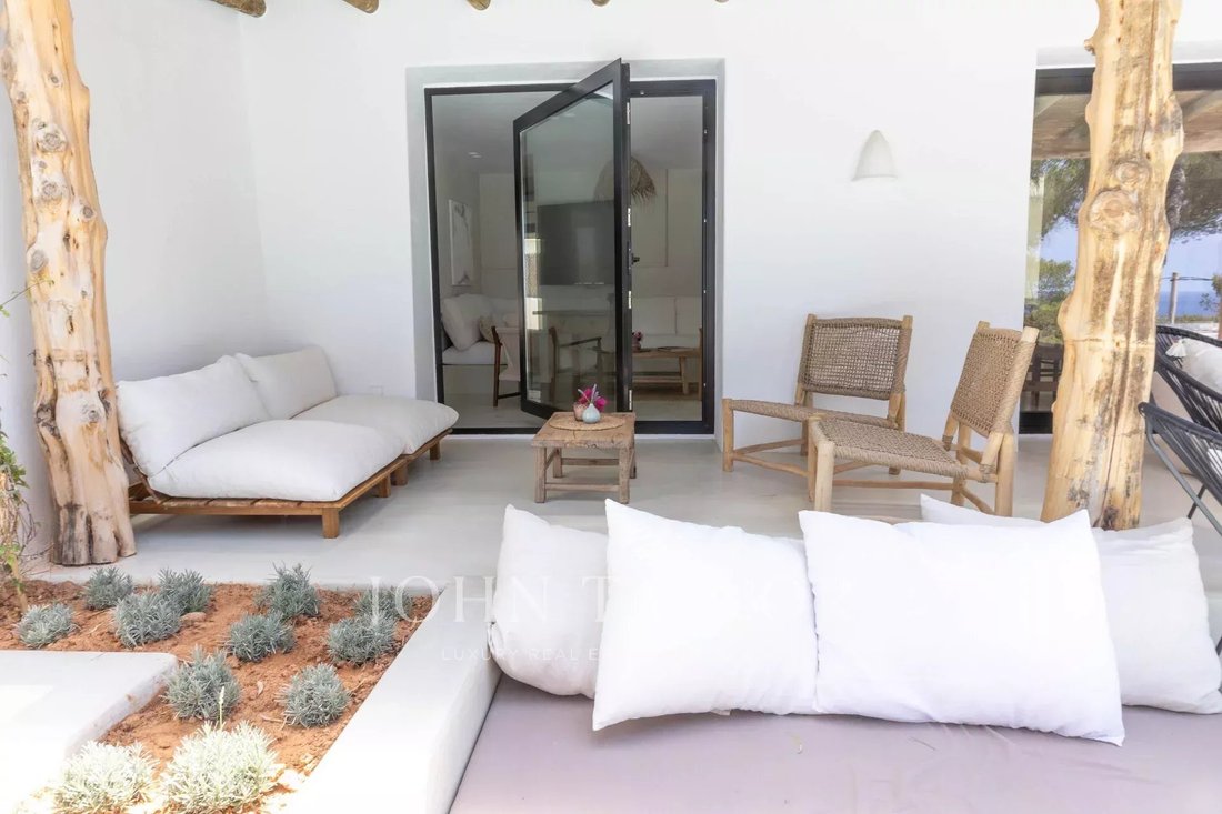 Villa in Sant Josep de sa Talaia, Balearic Islands, Spain 4 - 14461820