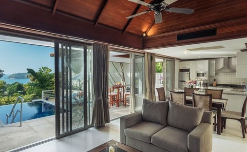 Villa in Karon, Phuket, Thailand 1