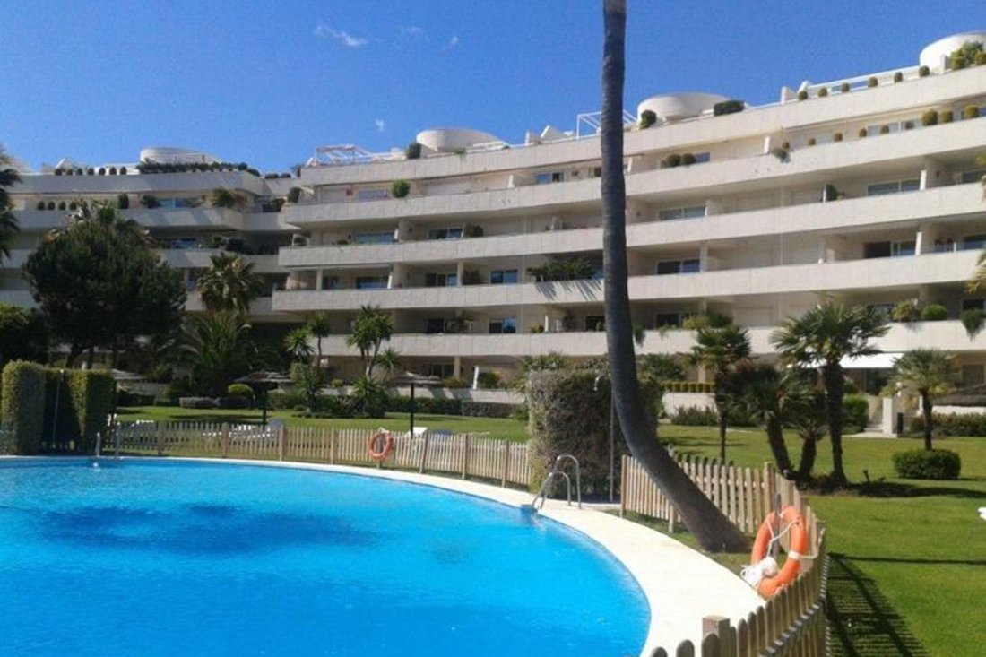 Townhouse in Estepona, Andalusia, Spain 1 - 15550178