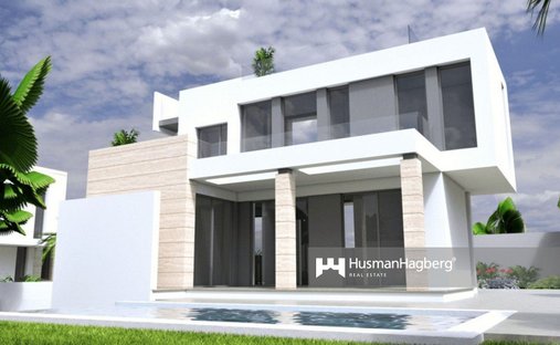 Villa in Torrevieja, Valencian Community, Spain 1