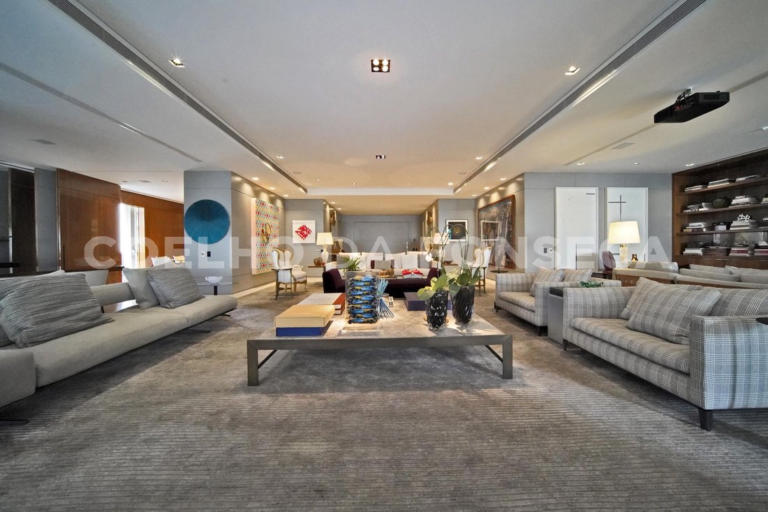 Condo in São Paulo, State of São Paulo, Brazil 1 - 15543713