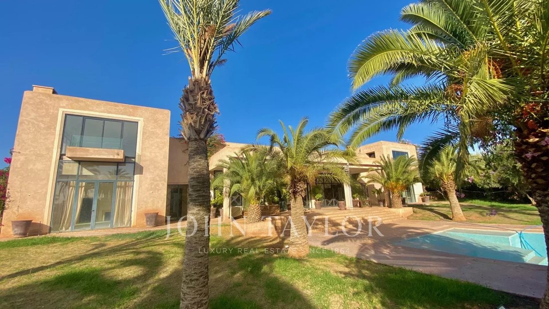 Villa in Annakhil, Marrakesh-Safi, Morocco 1 - 15064538