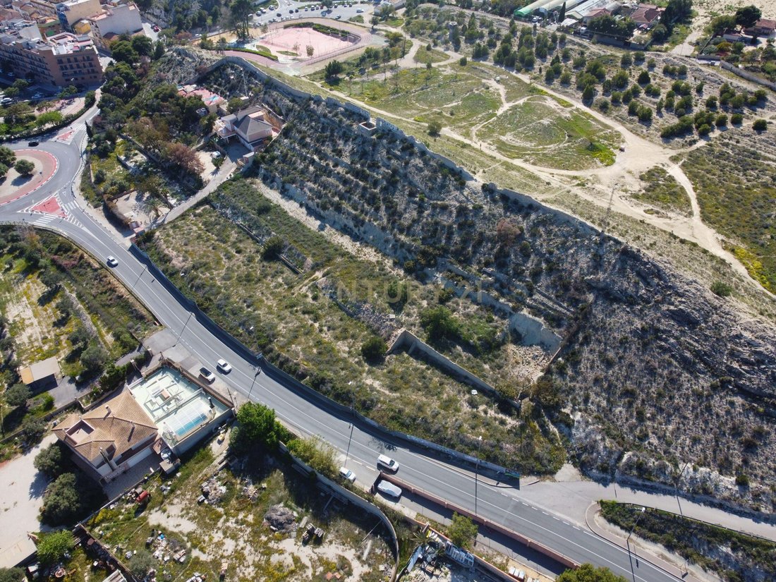 Land in Alicante, Valencian Community, Spain 3 - 15544620