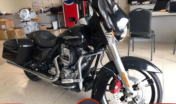 2015 HARLEY DAVISON FLHX Street Glide (13114014)