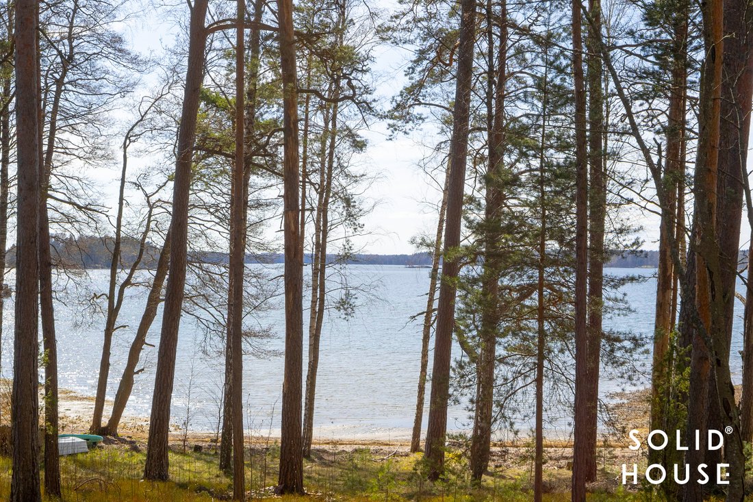 Land in Helsinki, Uusimaa, Finland 4 - 15554338