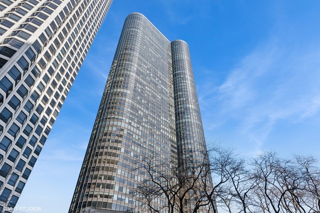 Condo in Chicago, Illinois, United States 1 - 15549359