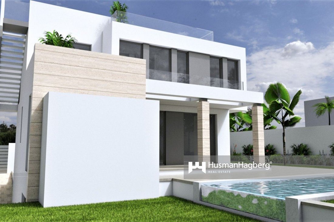 Villa in Torrevieja, Valencian Community, Spain 2 - 15550593