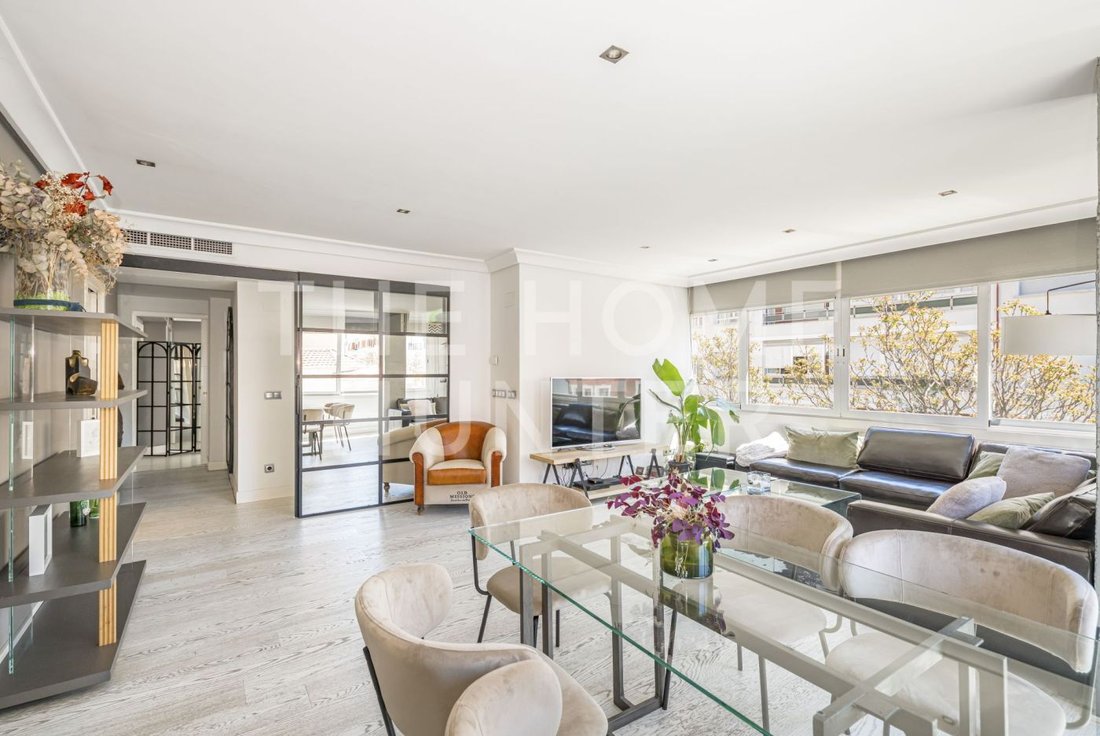 Apartment in Barrio Salamanca, Community of Madrid, Spain 2 - 15544600