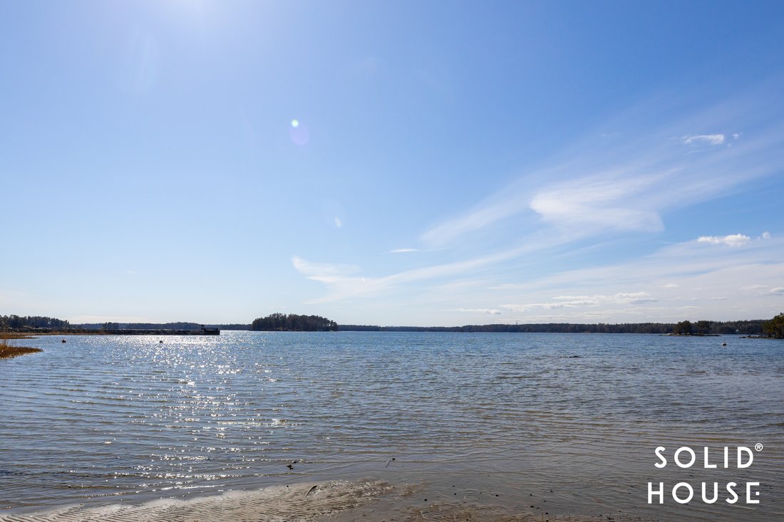 Land in Helsinki, Uusimaa, Finland 2 - 15554338