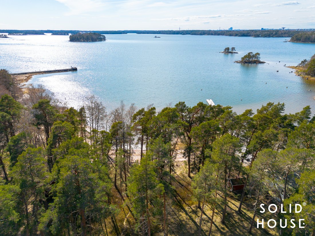 Land in Helsinki, Uusimaa, Finland 1 - 15554338