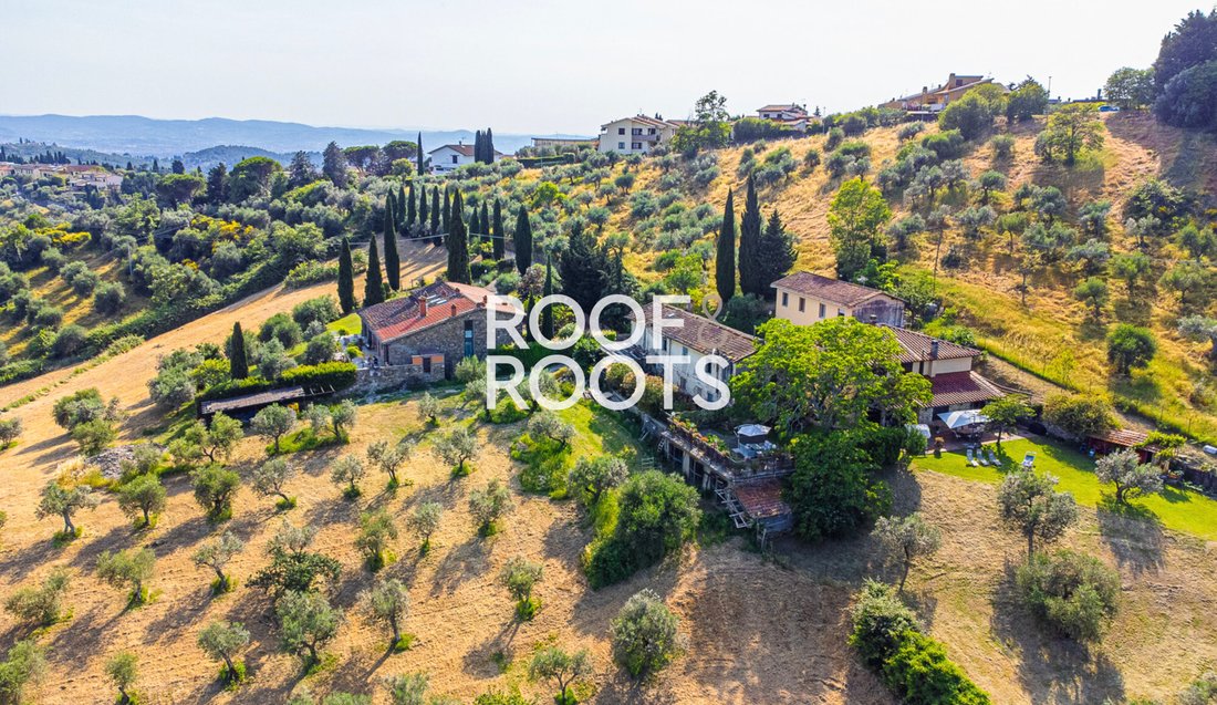 Villa en Poggio Gherardo, Toscana, Italia 1 - 15551035