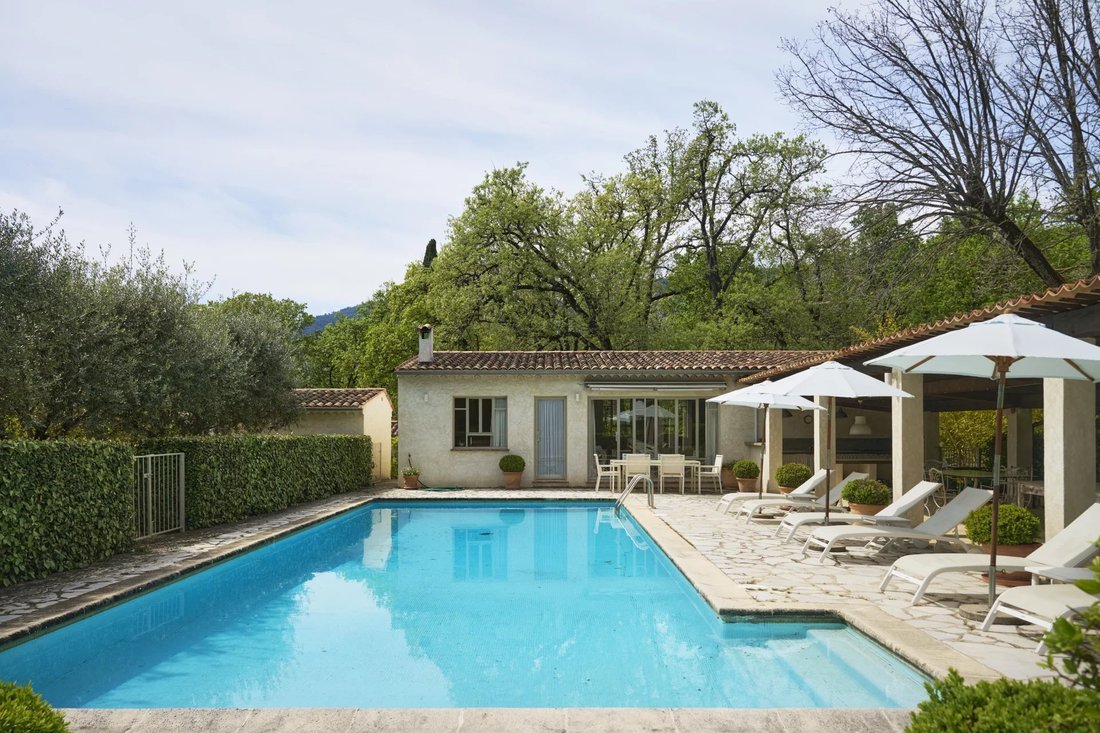 Estate in Grasse, Provence-Alpes-Côte d'Azur, France 5 - 15551195