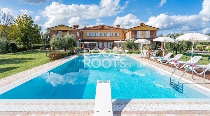 Villa en Lucca, Toscana, Italia 1 - 15551426