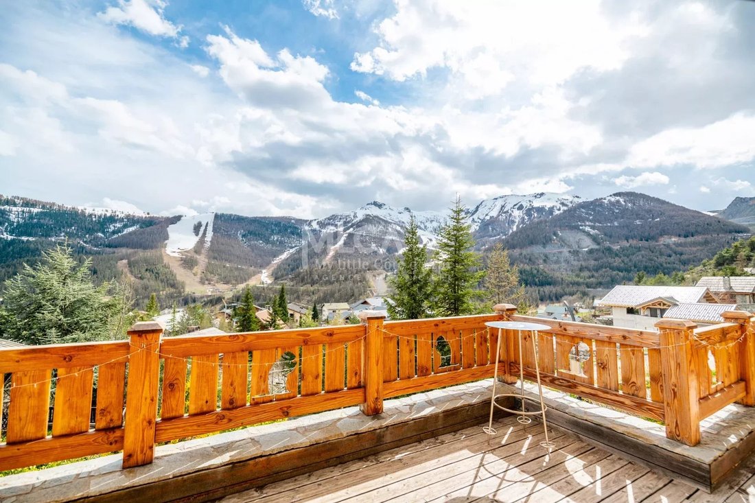 Chalet in Saint-Etienne-de-Tinée, Provence-Alpes-Côte d'Azur, France 5 - 15551215