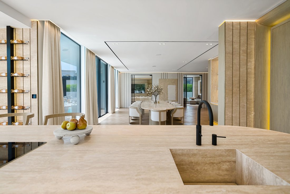 Villa in Jumeirah Golf Estates, Dubai, United Arab Emirates 3 - 15551442
