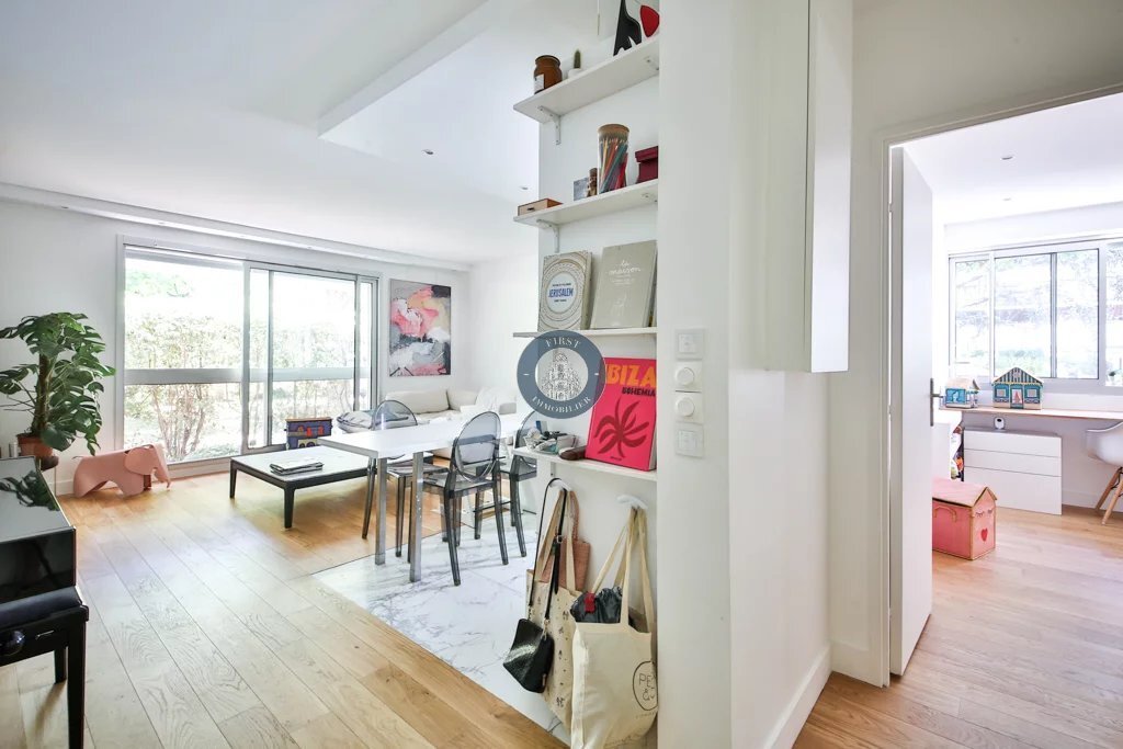 Apartment in Villiers-Danton, Levallois-Perret, France 2 - 12096540