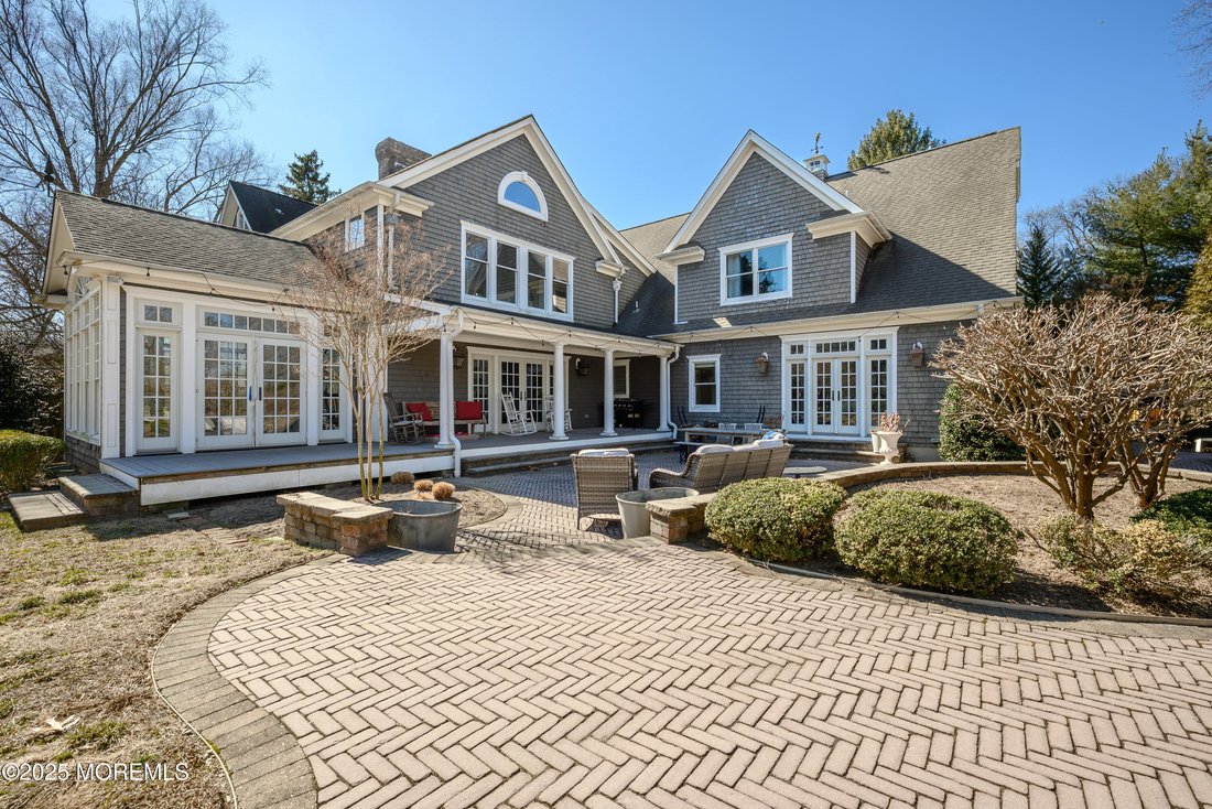 House in Lincroft, New Jersey, United States 3 - 15550832