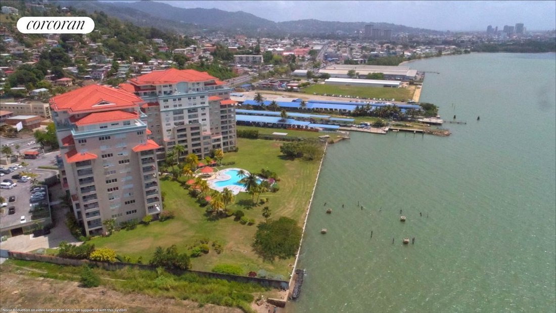 Condo in Port of Spain, MI, United States 1 - 15551875