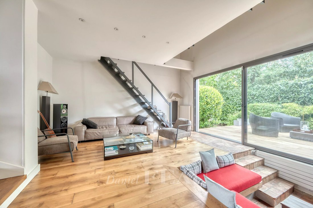 House in Poincare, Garches, France 5 - 15552062