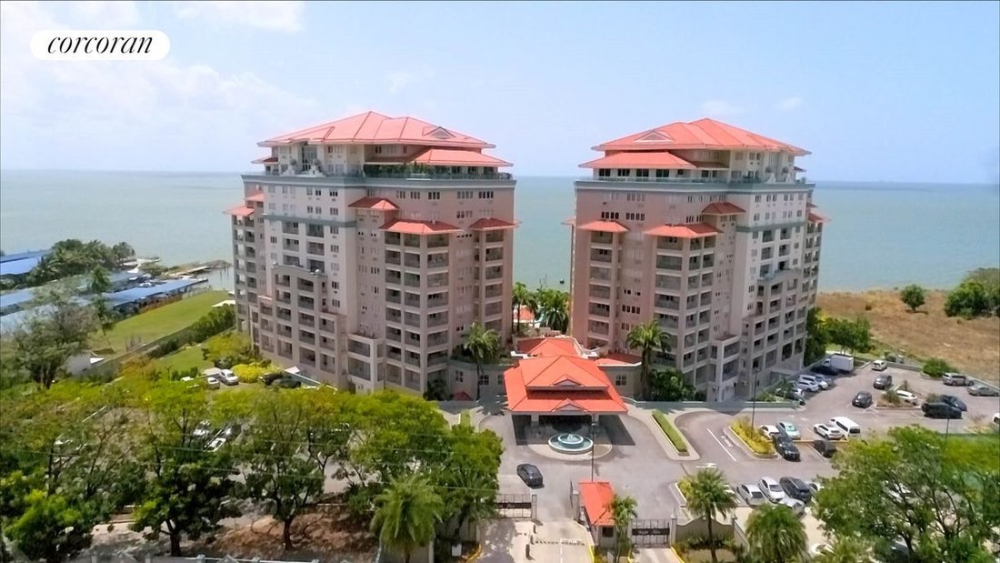 Condo in Port of Spain, MI, United States 2 - 15551875