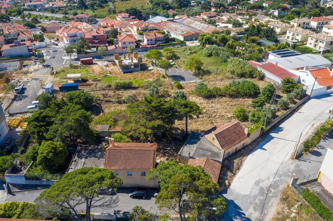 Land in Rio de Mouro, Lisbon, Portugal 2 - 14491893