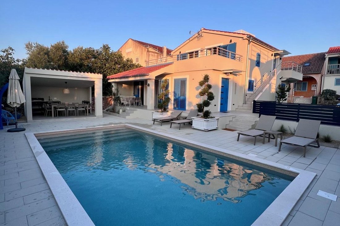 Villa in Zdrelac, Zadar County, Croatia 1 - 15553419