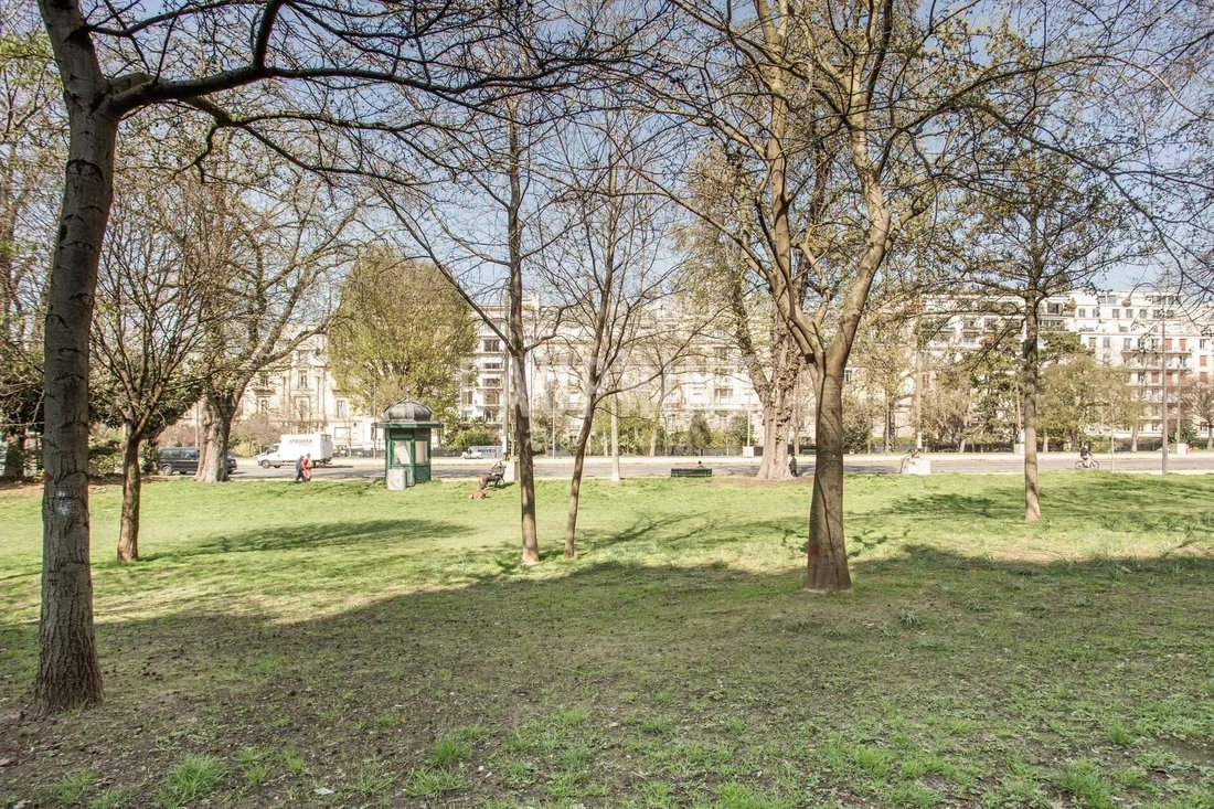 Apartment in Porte Dauphine, Paris 16e Arrondissement, Paris 1 - 15551787