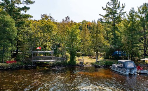 House in Baysville, Ontario, Canada 1