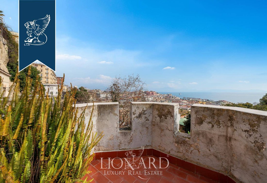 Apartment in Chiaia, Naples, Campania 3 - 15554123