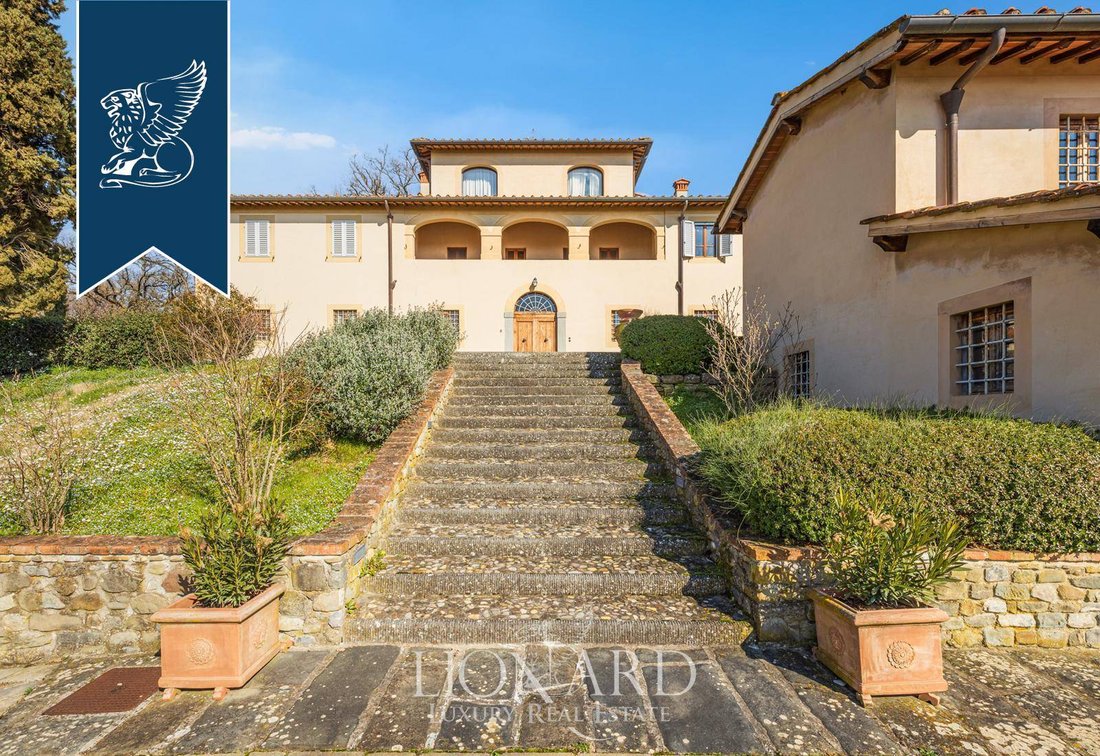 Villa in Castelfranco Piandisco, Tuscany, Italy 5 - 15554127