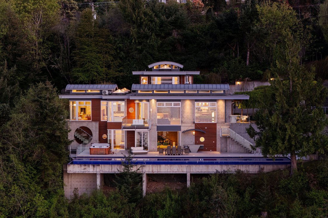 House in North Saanich, British Columbia, Canada 3 - 15553382
