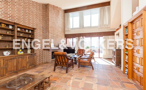 House in San Lorenzo de El Escorial, Community of Madrid, Spain 1