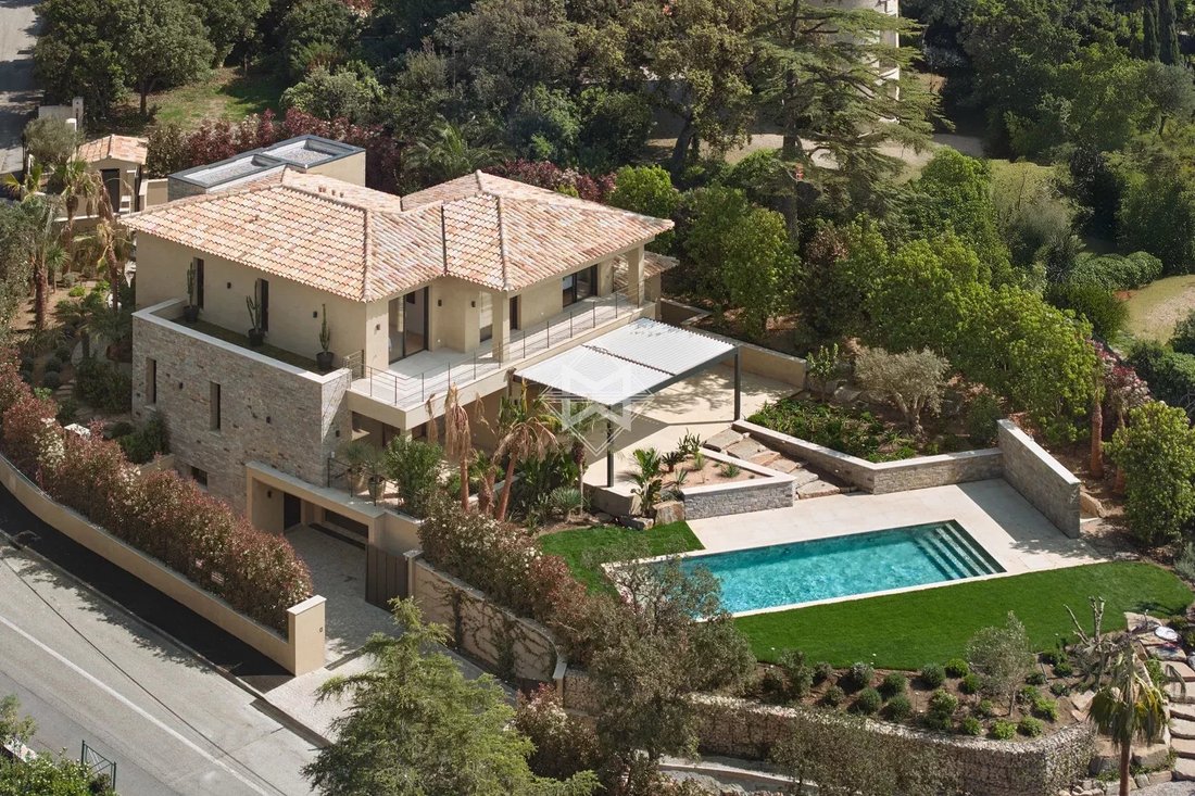 Villa in French Riviera, Provence-Alpes-Côte d'Azur, France 3 - 14058774