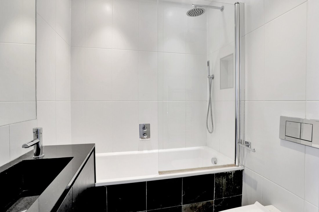 Apartment in Belsize Park, Camden, England 4 - 15553447