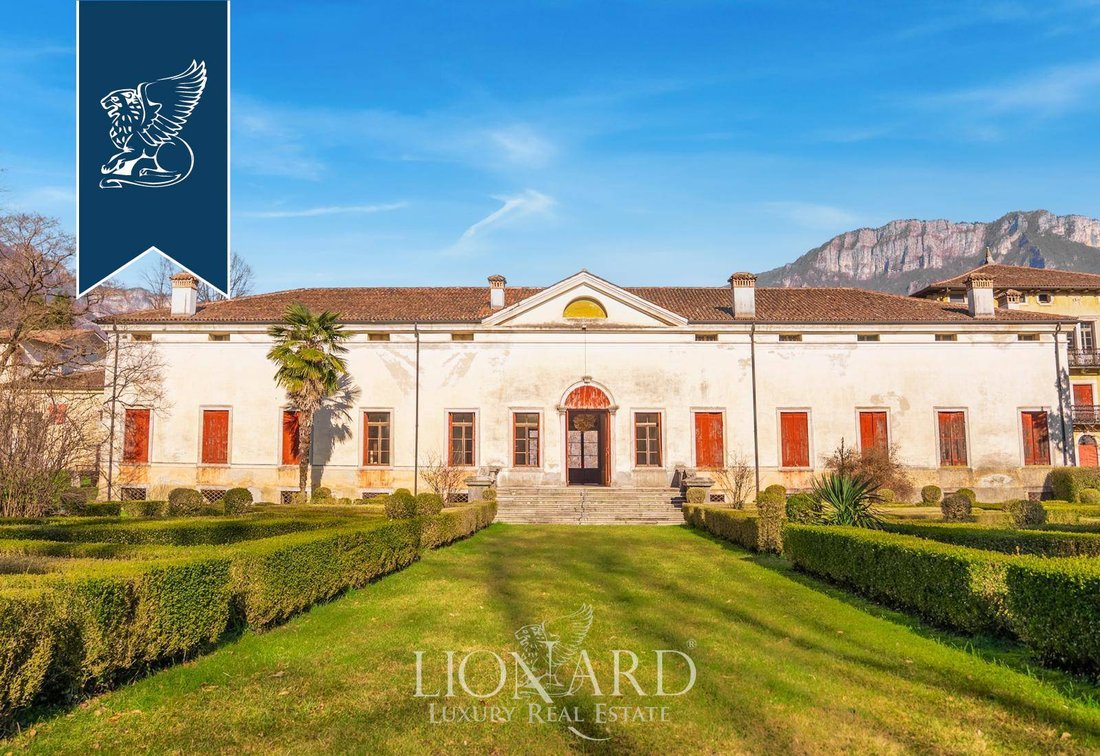 Villa in Velo d'Astico, Veneto, Italy 3 - 15554122