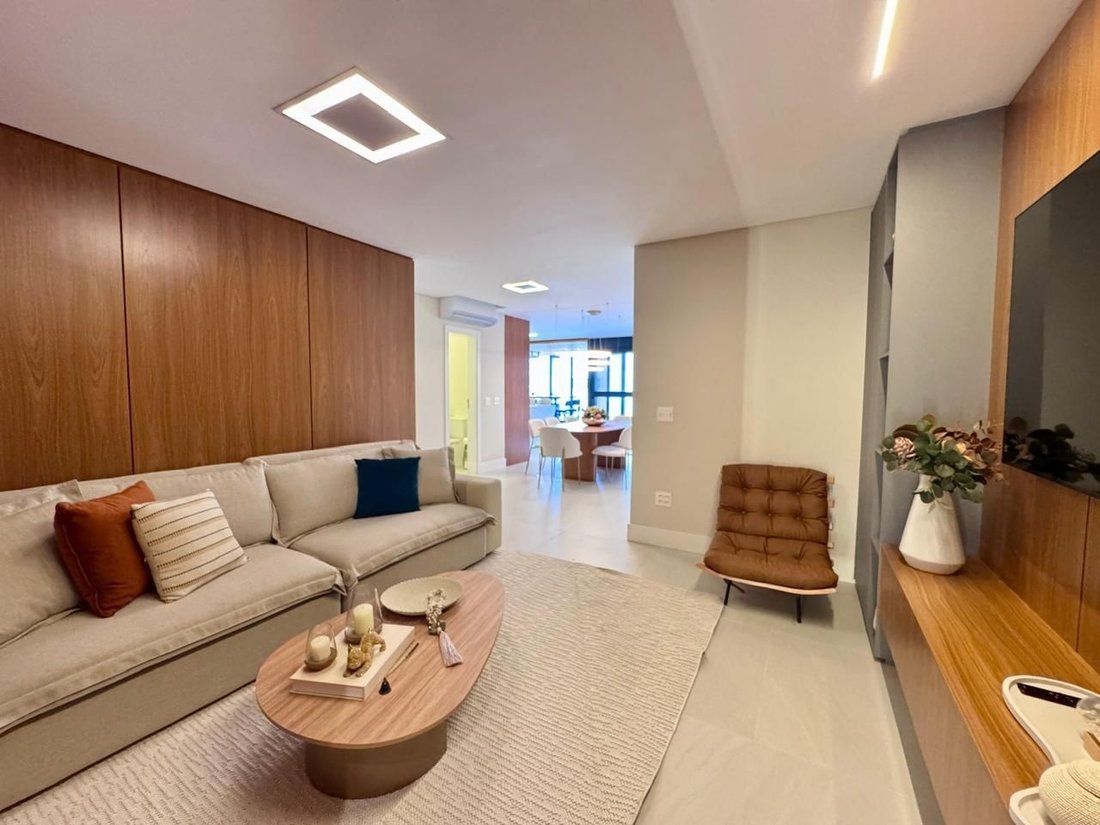 Condo in Jurerê, State of Santa Catarina, Brazil 1 - 15554361