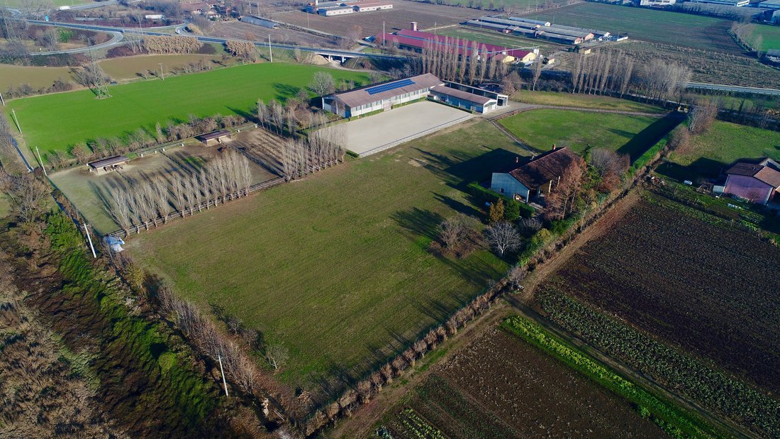 Rancho en Bagnolo Mella, Lombardía, Italia 1 - 15554823