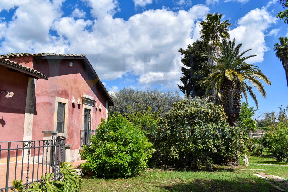 Villa in Saint Lucia, Fontane Bianche, Sicily 2 - 15554358