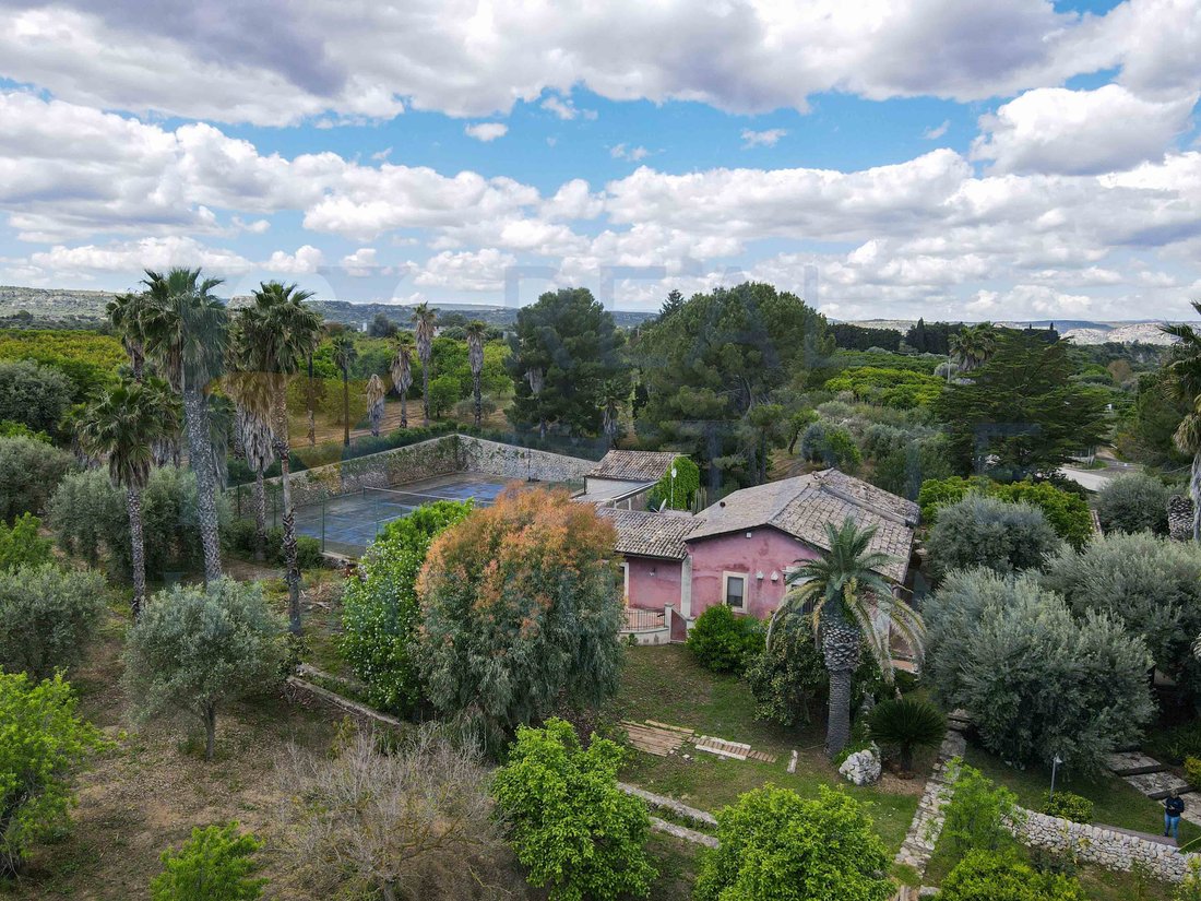 Villa in Saint Lucia, Fontane Bianche, Sicily 1 - 15554358