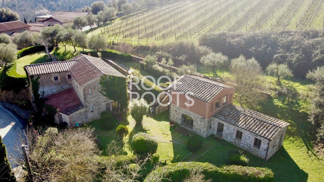 Castillo en Toscana, Italia 1 - 15554378