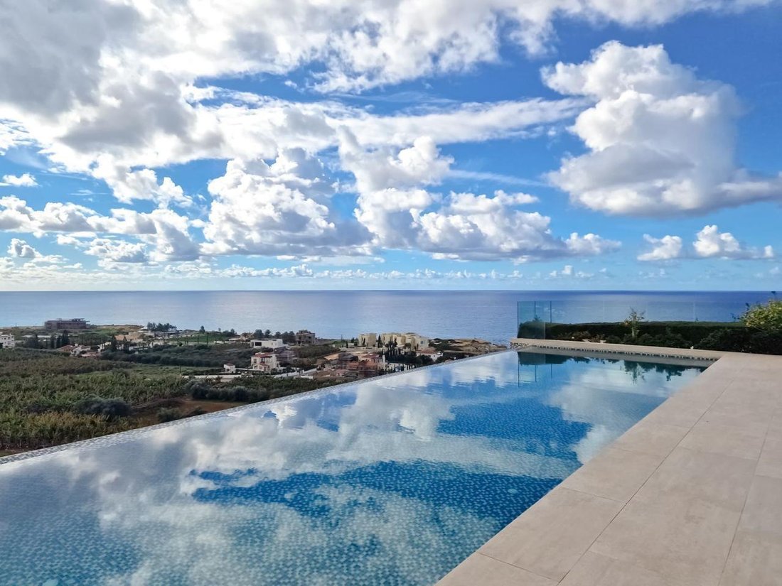 Villa in Peyia, Paphos, Cyprus 2 - 15555424