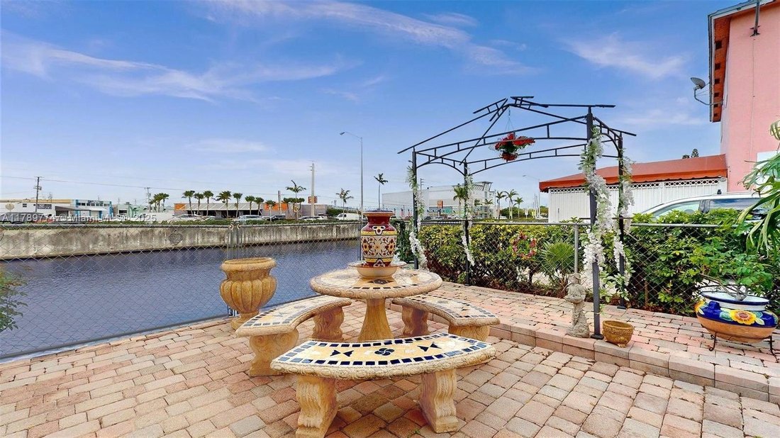 House in Miami Springs, Florida, United States 3 - 15555353