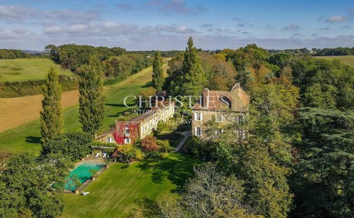 Gers Château Of 1300m² On 5 Hectares